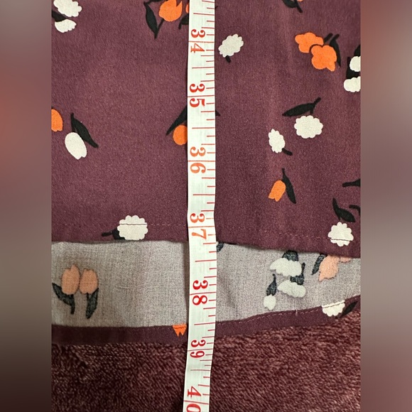 ANN TAYLOR Floral Print Puff Sleeve Swing Shift Dress
Small Burgundy NWT - Picture 8 of 8